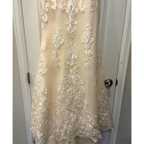 Juliette Hot Couture Strapless Ivory Sweetheart Train Lace Wedding Dress 8 NWT - Picture 4 of 8